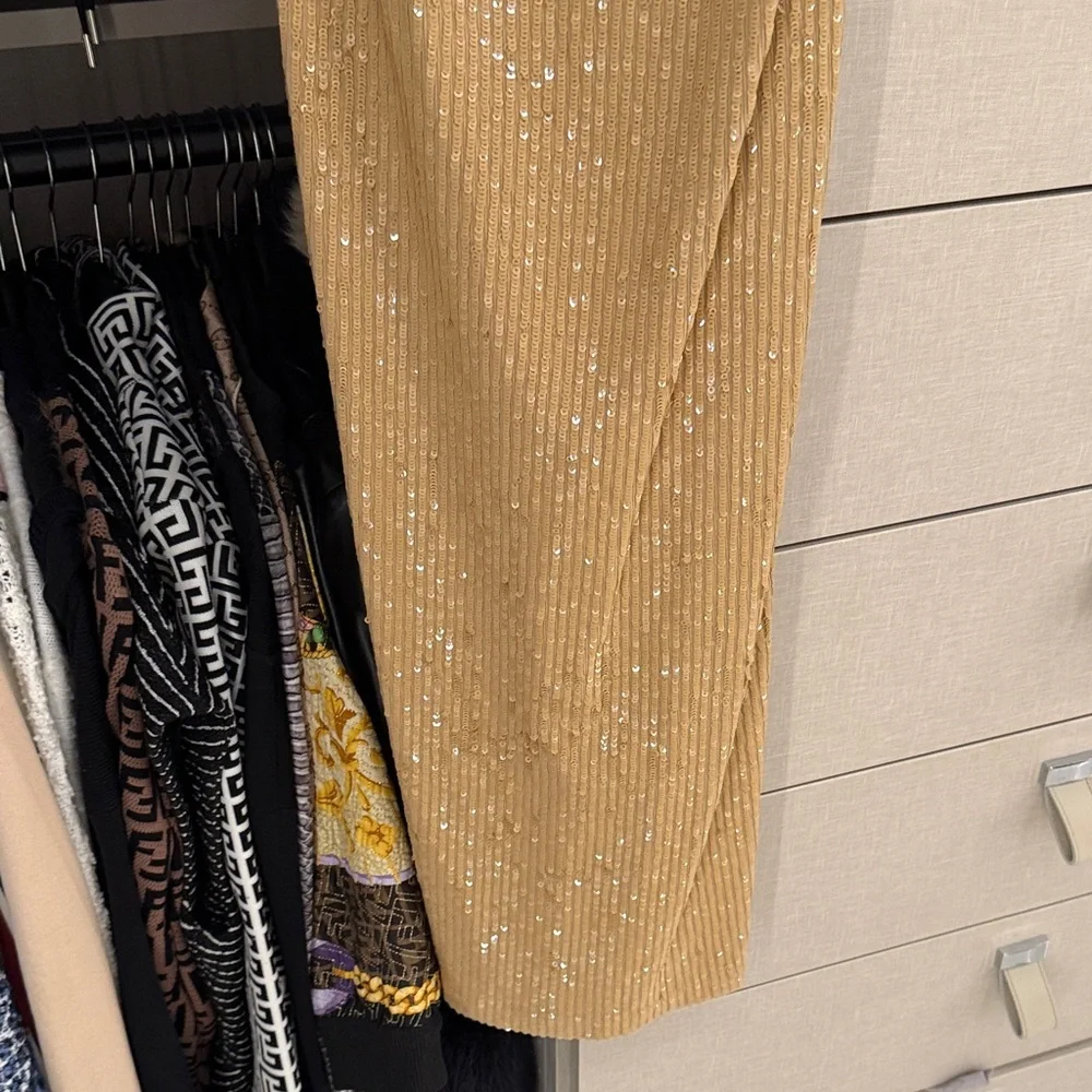 Retrofete Gold Sequin Midi Dress - Picture 5 of 7